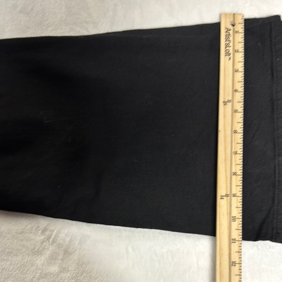 YMI Black Straight Leg Jeans Modern Minimalist Style - Picture 9 of 9